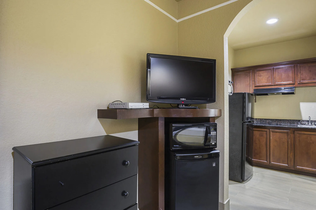 Scottish Inn and Suites Baytown Tx