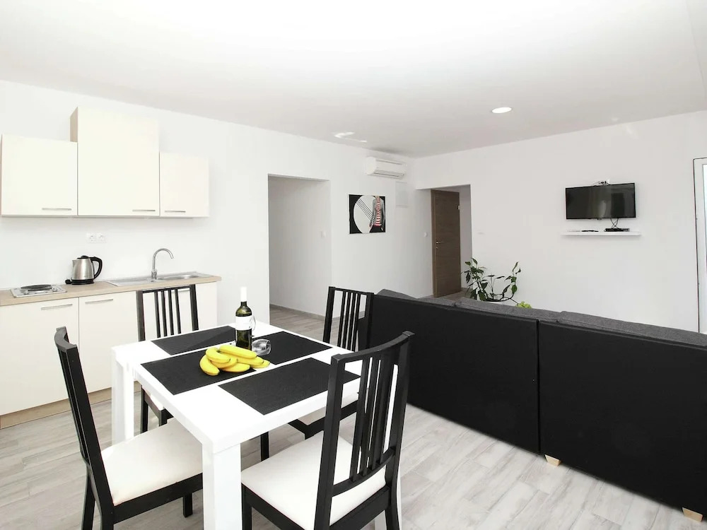 Modern Stay Near Cavtat