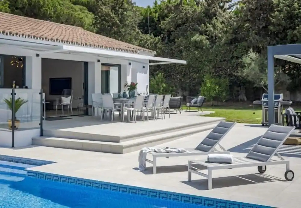 MAR - Luxury Villa Marbesa 400 meters to beach