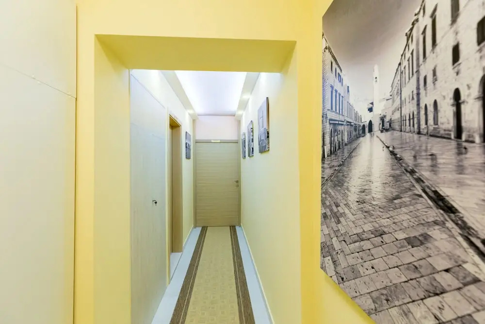 Ivana's Central Suites