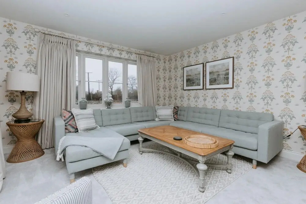 The Dragonfly - Central 2 Bedroom House