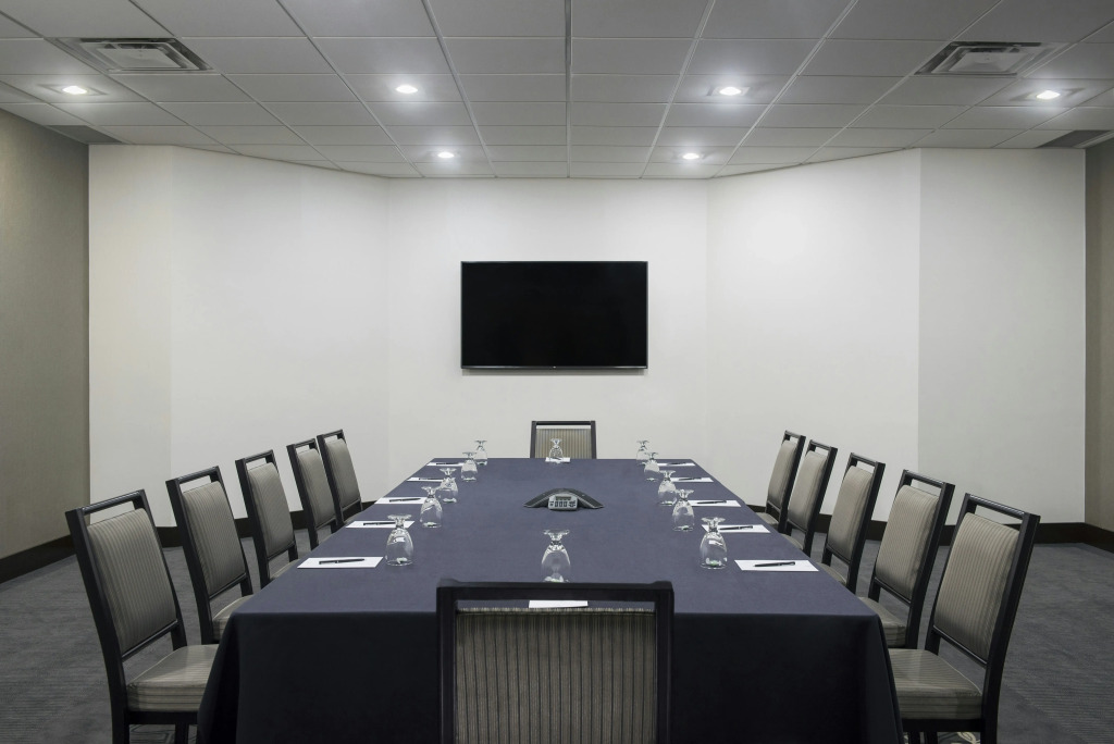 Hilton Suites Toronto-Markham Conference Centre & Spa