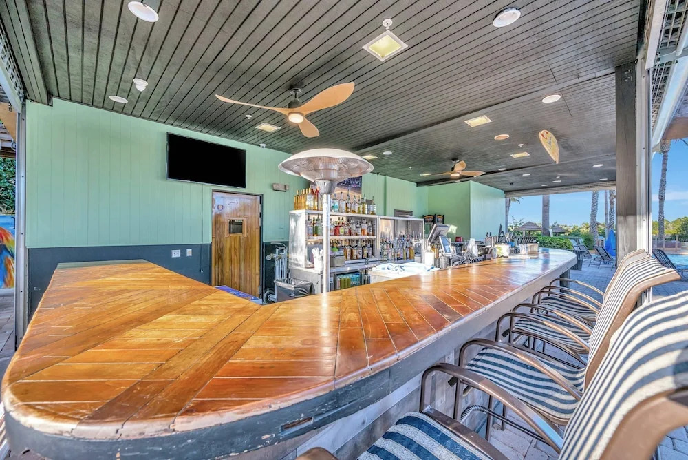 2BR Fireworks View With Pool Spa 5 Minutes to Disney