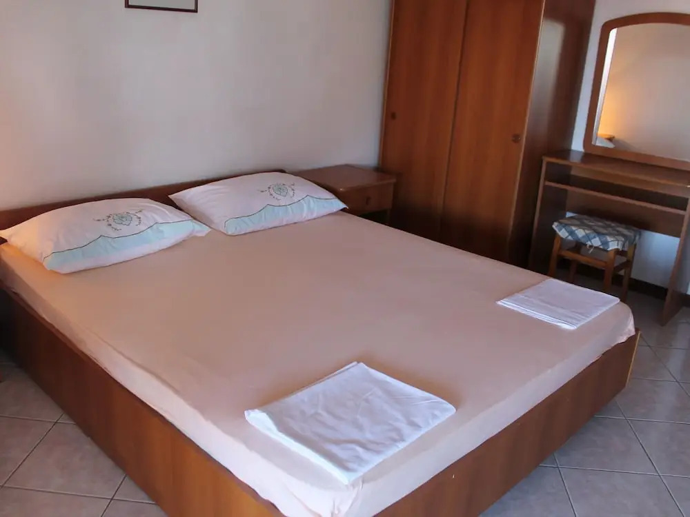 Spacious Apartment in Medulin with Covered Terrace