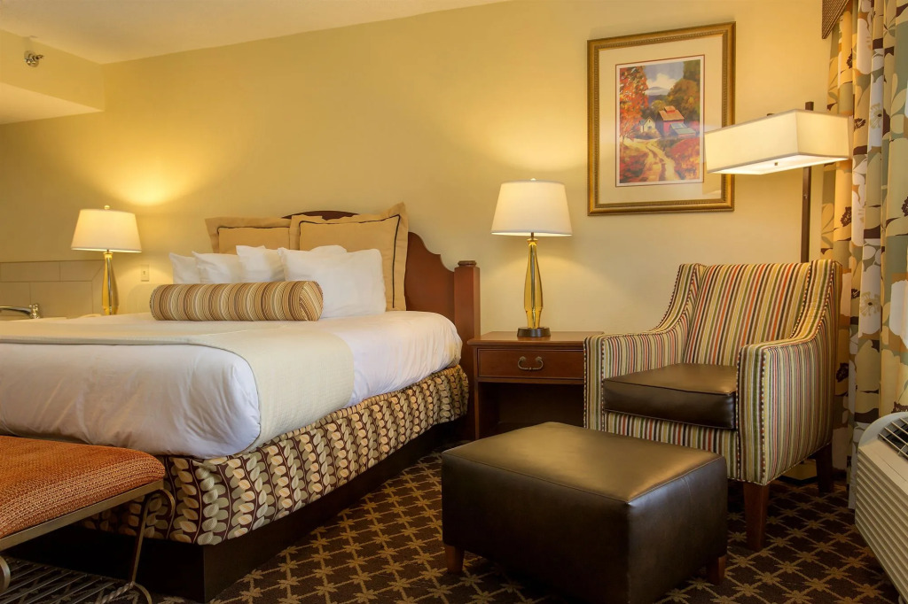 Quality Inn Near the Island Pigeon Forge