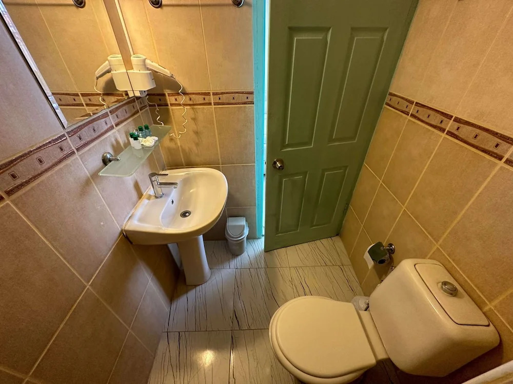 Hikmethan Otel