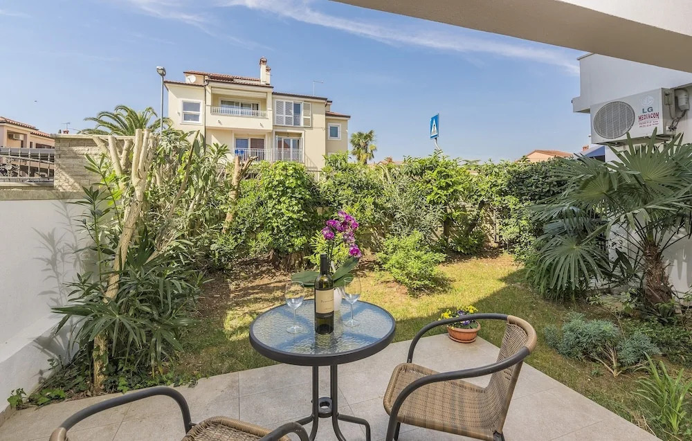 Villa Ladavac B&B