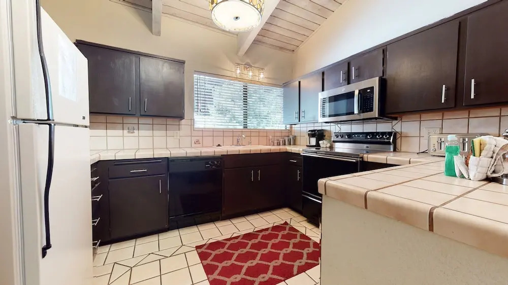 Mammoth West 106 Spacious Condo Just A Short Walk to Canyon Lodge by RedAwning