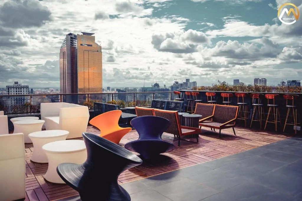 Phnom Penh Infinity Pool Down to $25/N - M Residence