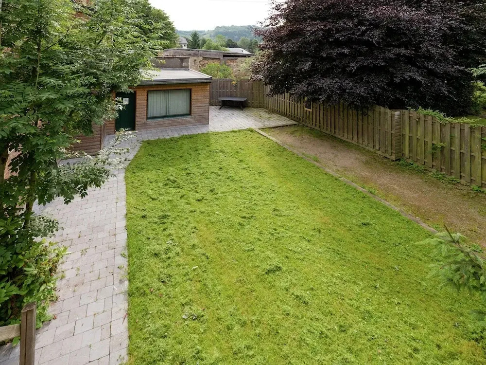 Large Group House with Welness Equipment & Swimming Pool near Malmédy