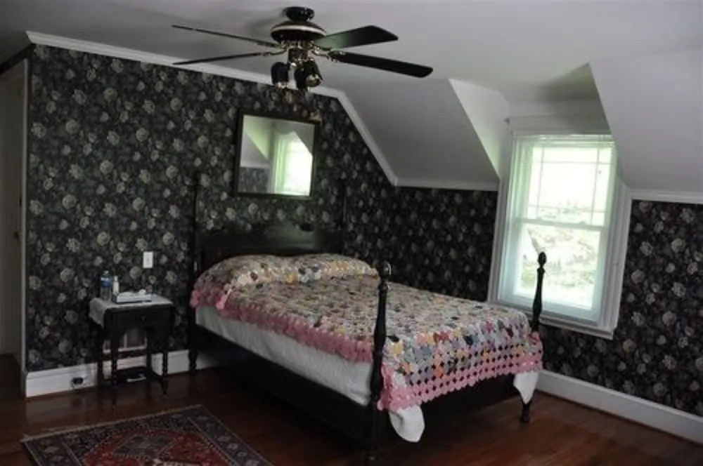 Wayne Bed & Breakfast Inn