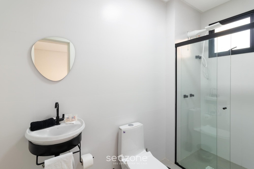 Apts 220 Meters fr/ Pereque Beach Near Downtown- Arfs
