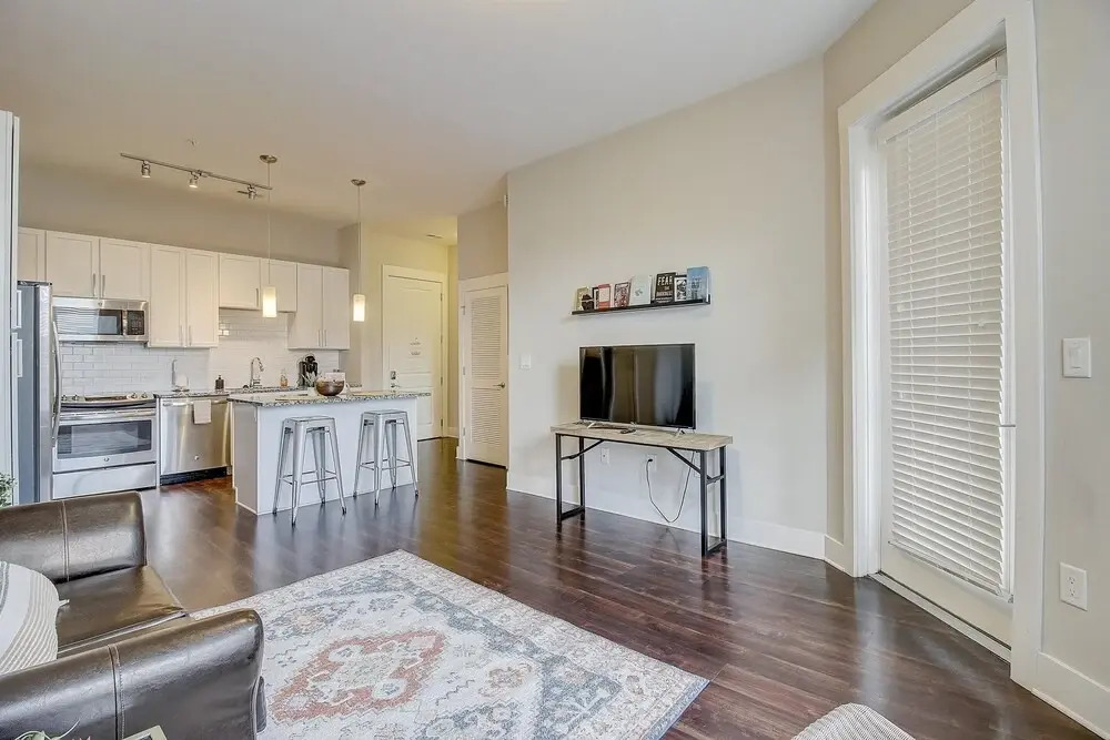 Luxurious 1BR Dilworth Apt on Greenway