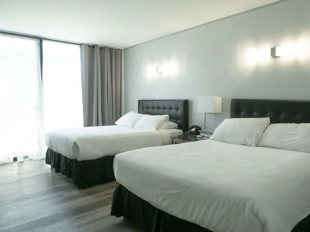 Park Plaza Lodge