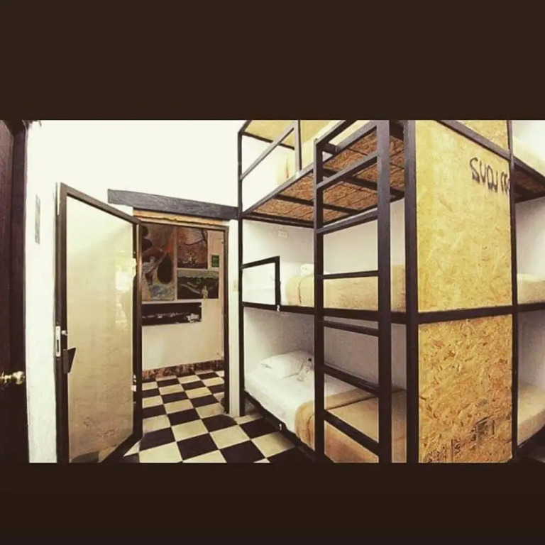 Hostel la Antigua Capsula