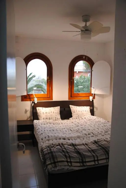 Beautiful home 50m private beach Campello Alicante long-term rental only