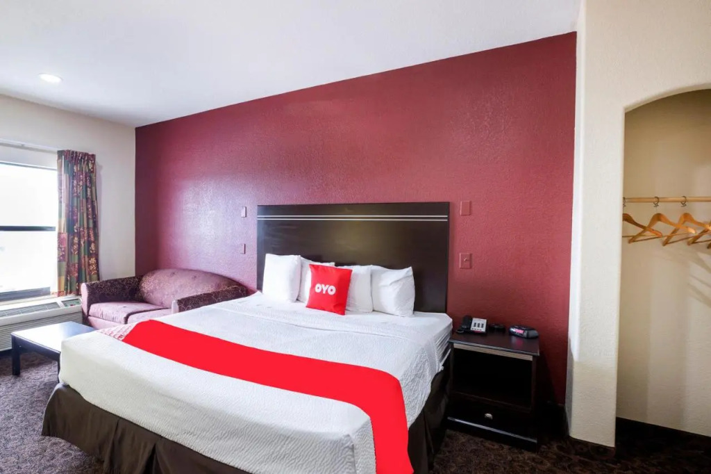 Econo Lodge  Inn & Suites Port Allen