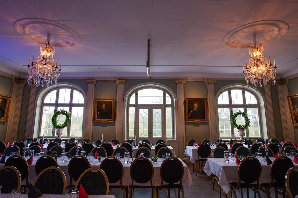 Livgrenadjärmässen Hotell-Fest-Konferens