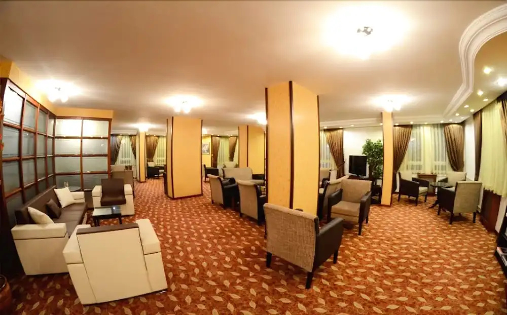 Kircuval Hotel