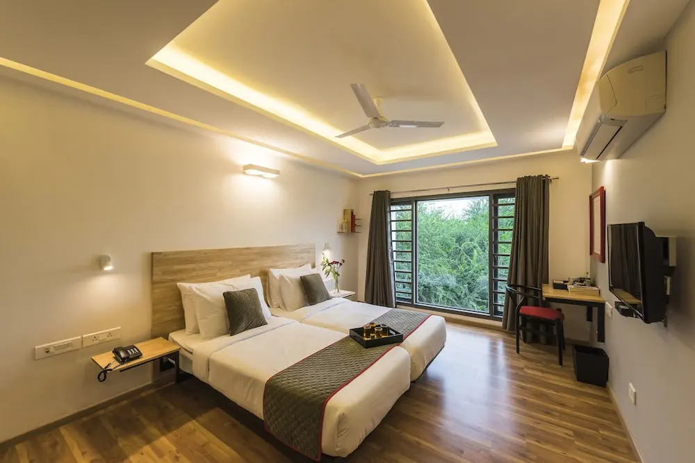 Super Townhouse MG Road,Bangalore