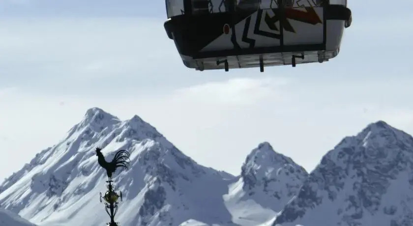 Hotel Tirol