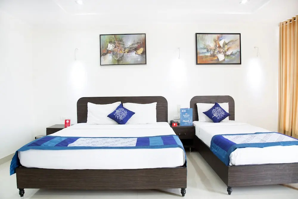 OYO 6130 Hotel N7