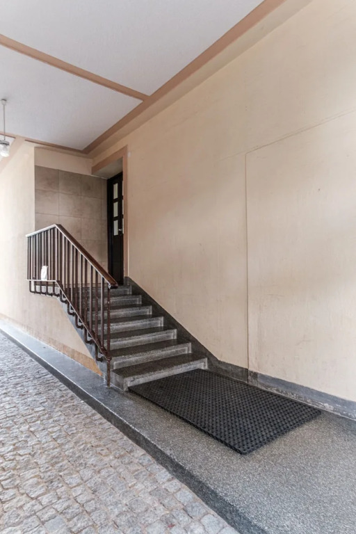 Studio Czerwonego Krzyza 4