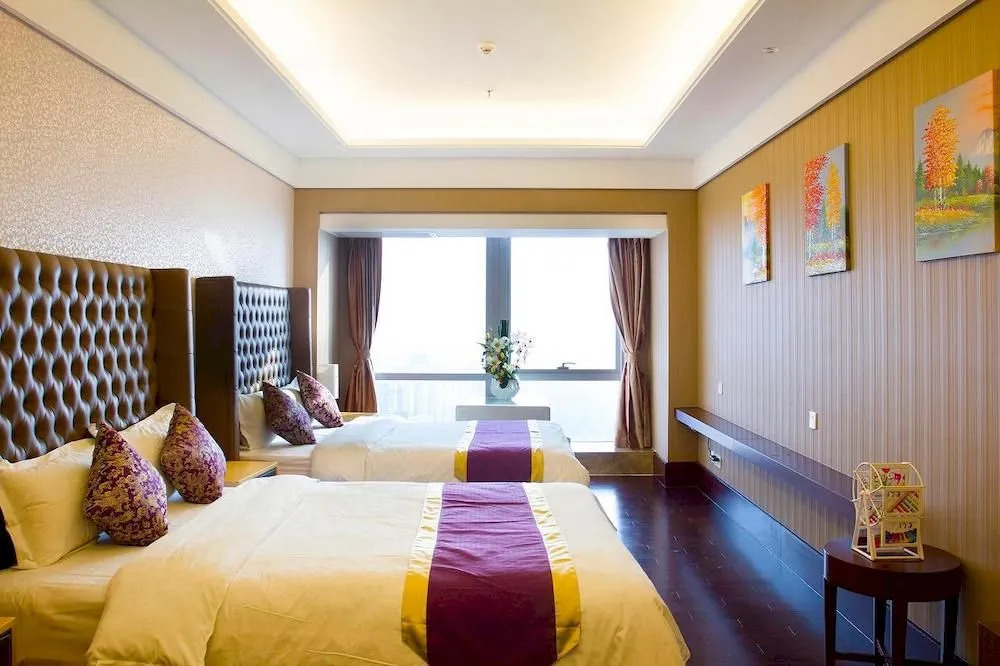 Tamrac International Apartment