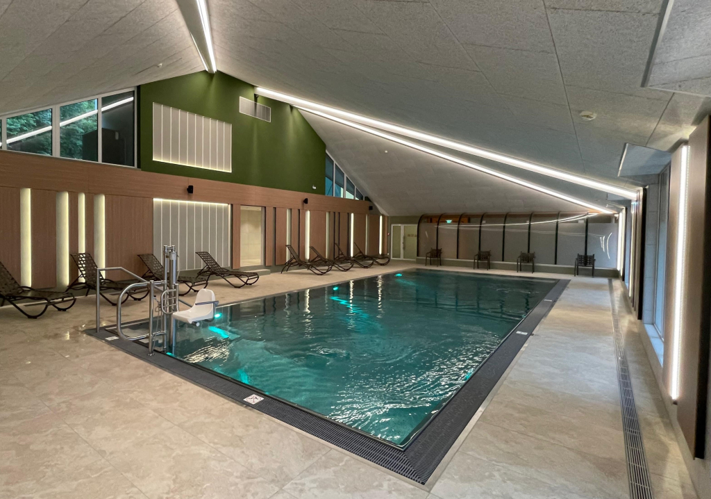 Alpine Club Resort