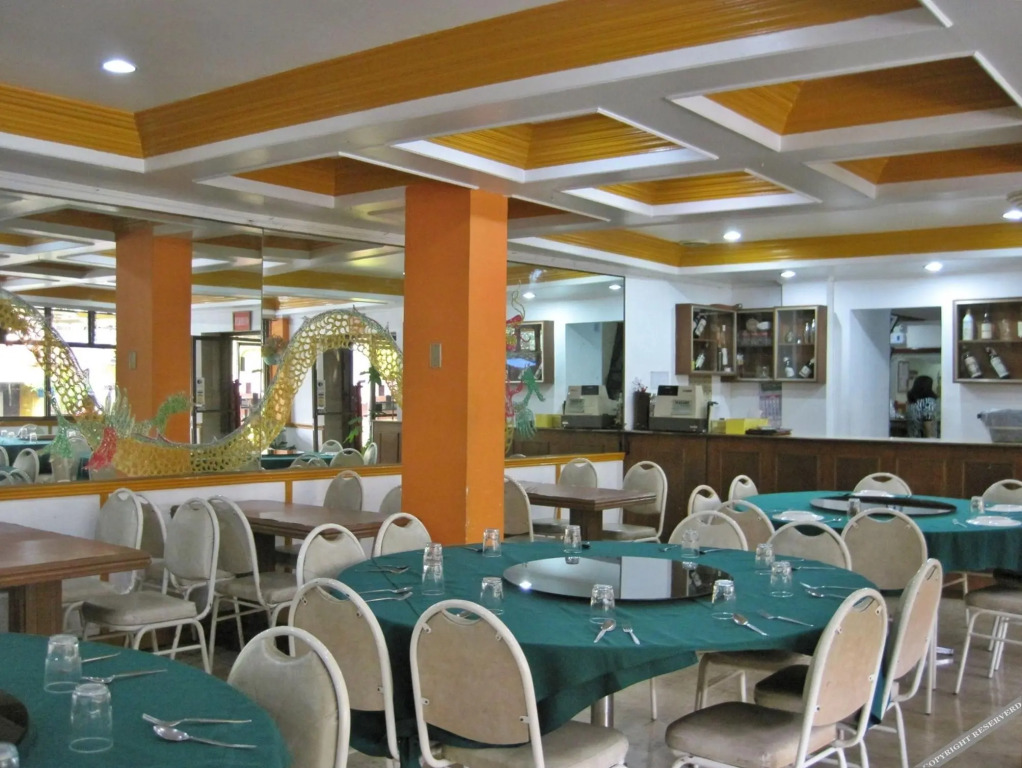 skyrise hotel & restaurant