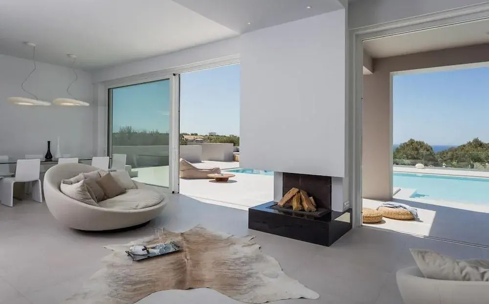 White Grace - A Seductive World of Luxury