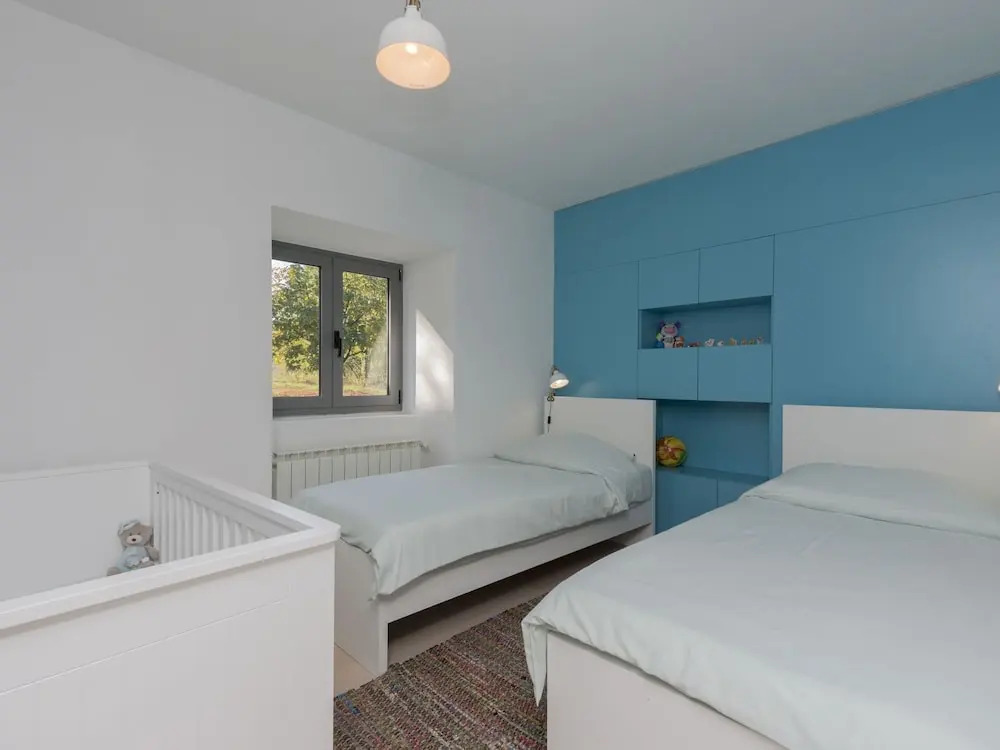 Charming Villa in Nedešcina With Pool