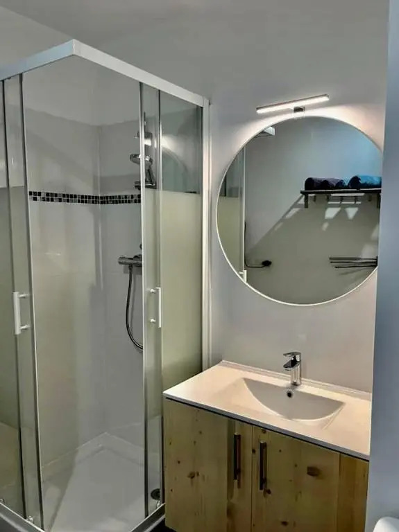 Superbe Studio Lumineux Haut de Gamme Tout Confort