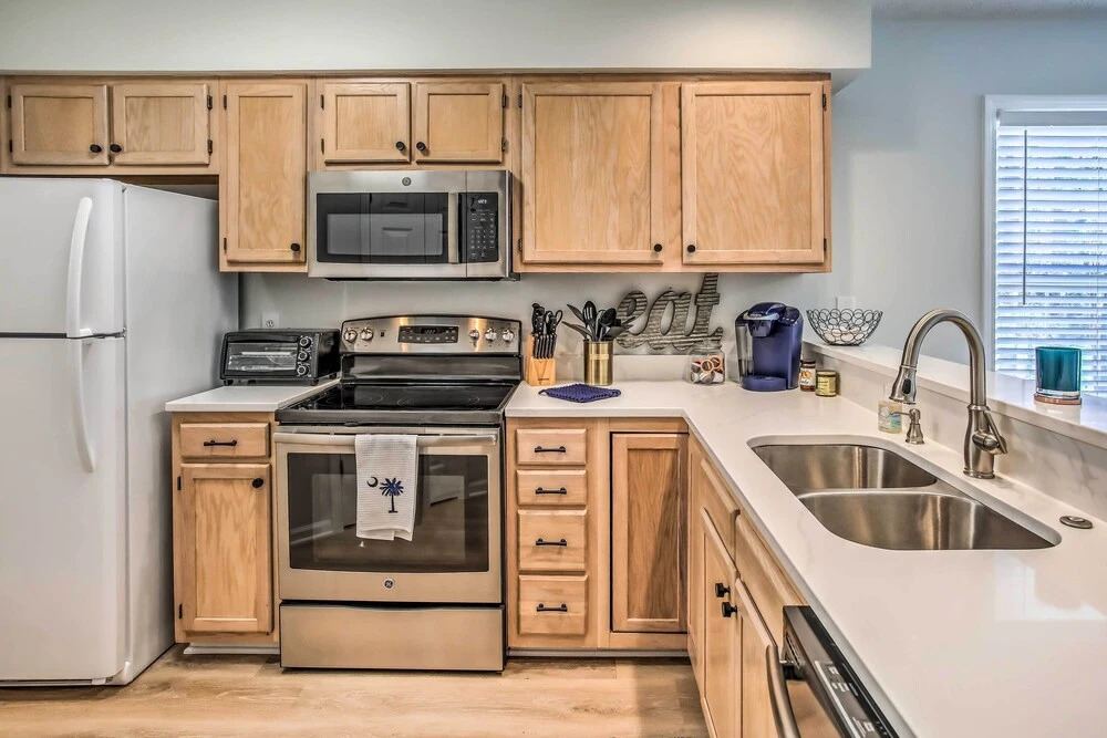 3 Community Pools: Golf Course Condo in Longs