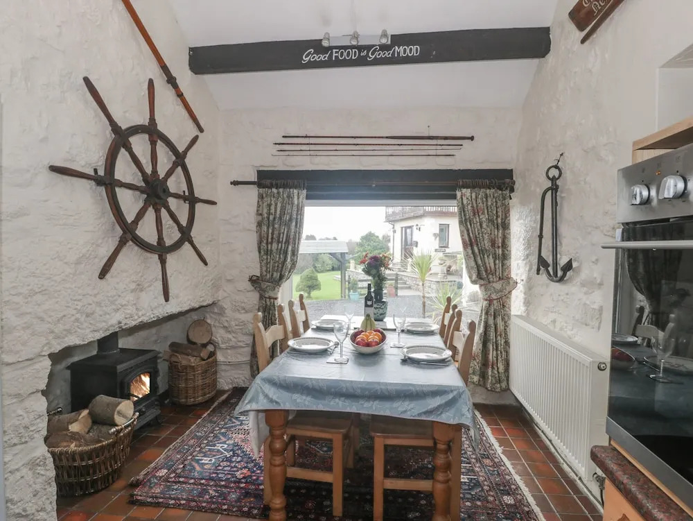 Crow's Nest Cottage