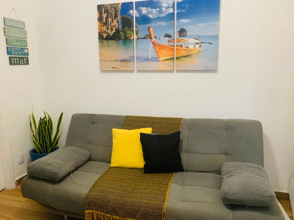 Apartamento Copacabana Qt e Sala a 3 quadras da praia e do Metrô - 250 MB
