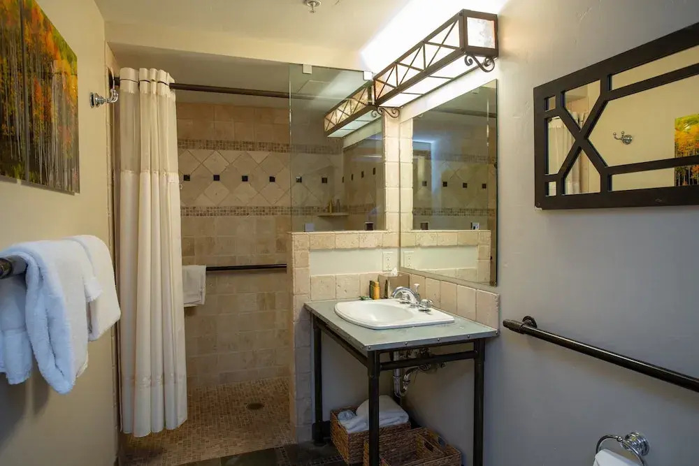 Silver Baron Lodge 2 Condo Bedroom with Spa by Deer Valley Resort