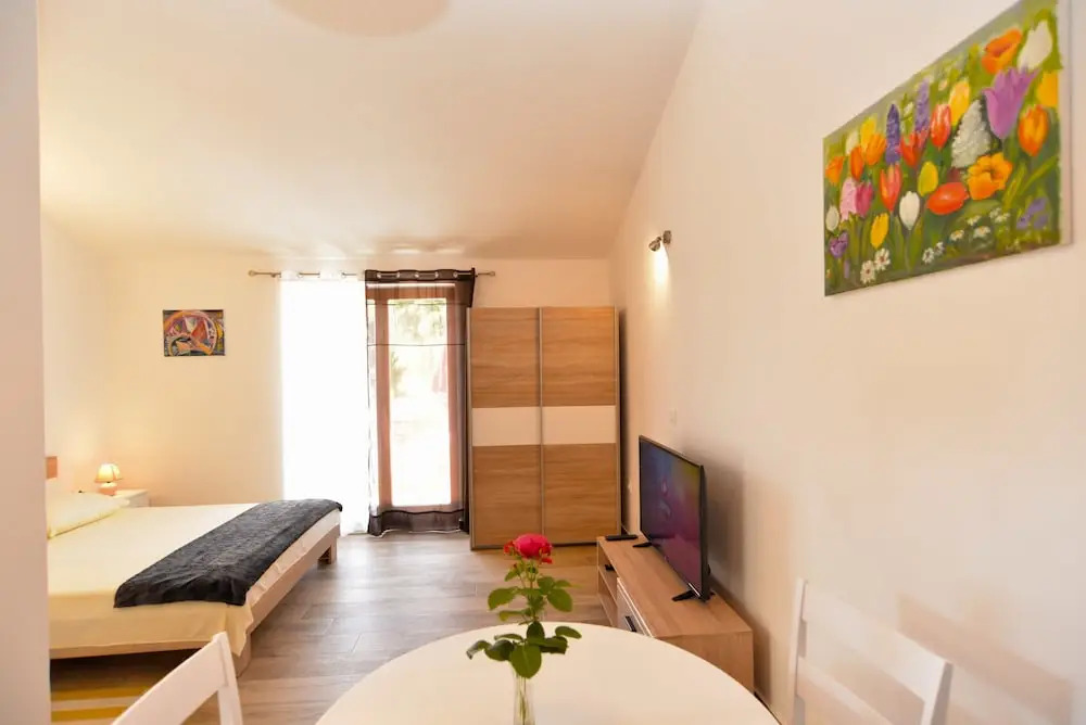 Apartment 1674