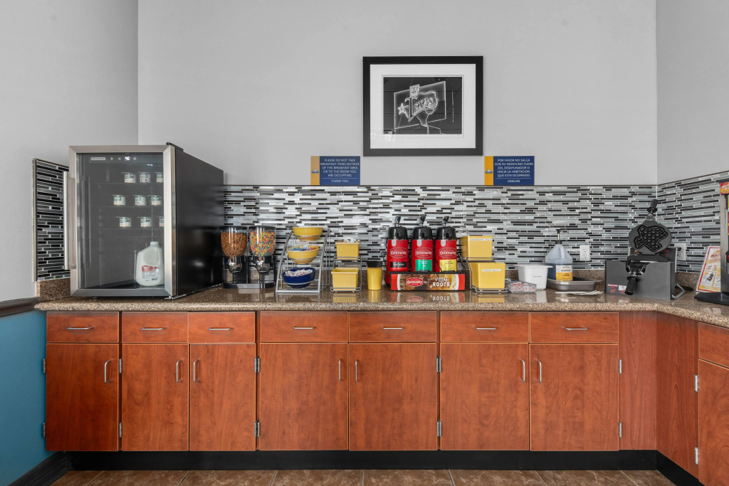 Days Inn by Wyndham Salado