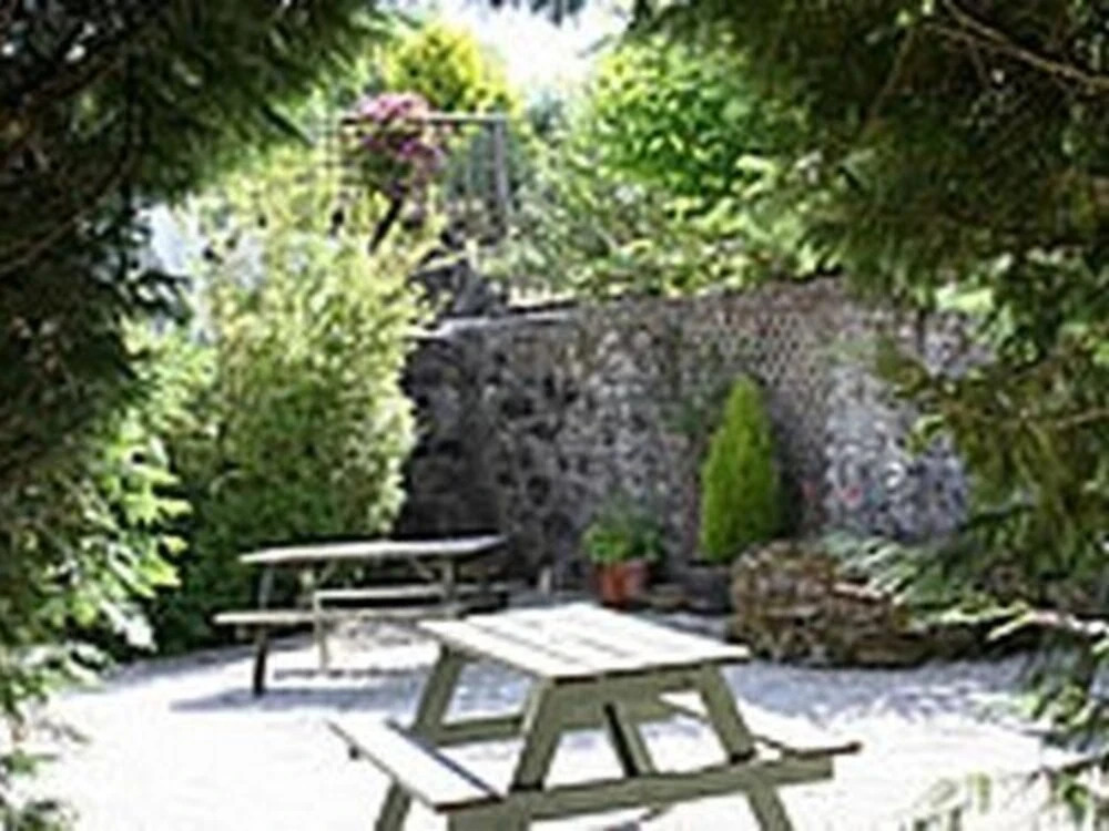 East Dart Inn