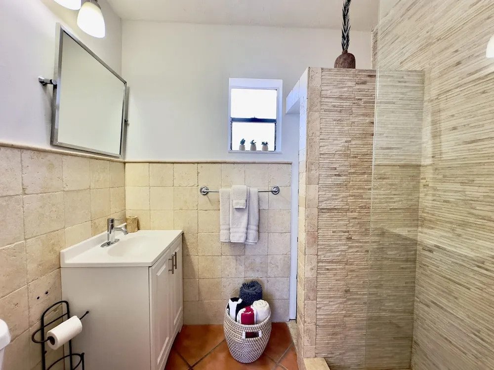 Beach Lover s Studio Apartment in Hollywood FL