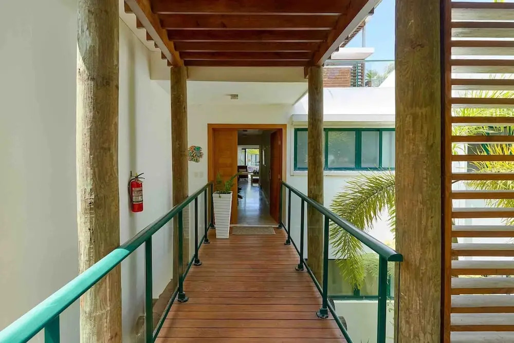 3BR Sublime Essence Beachfront Jaccuzi BBQ
