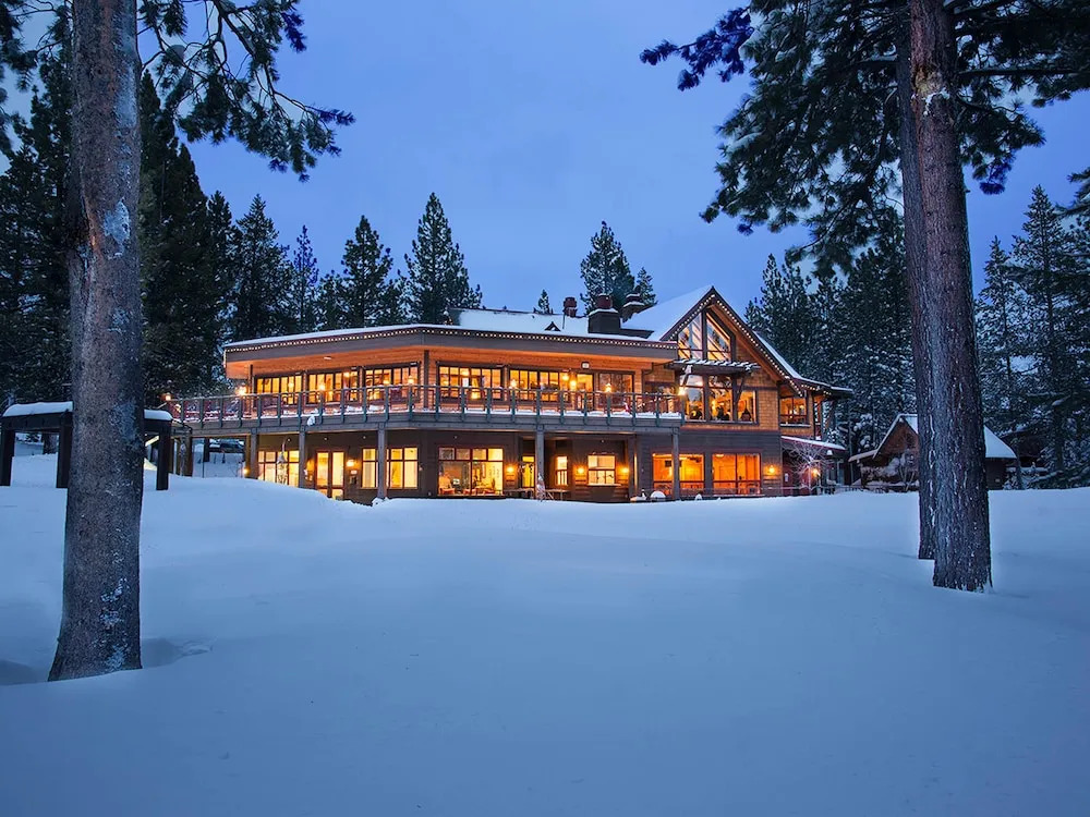 Grand Mountain Lodge W/ Tahoe Donner Amenities 4 Bedroom Home