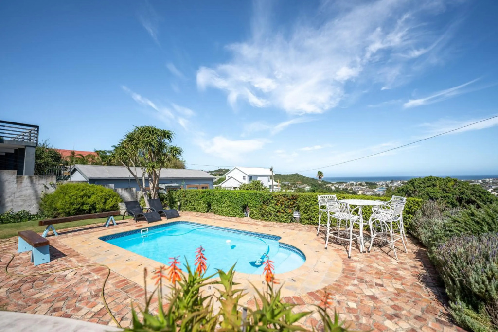 The Lookout Guest House