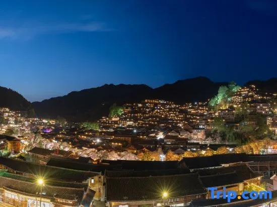 Mountain and Lodge · Flower Manor (Xijiang Qianhu Miao Village Observation Deck)