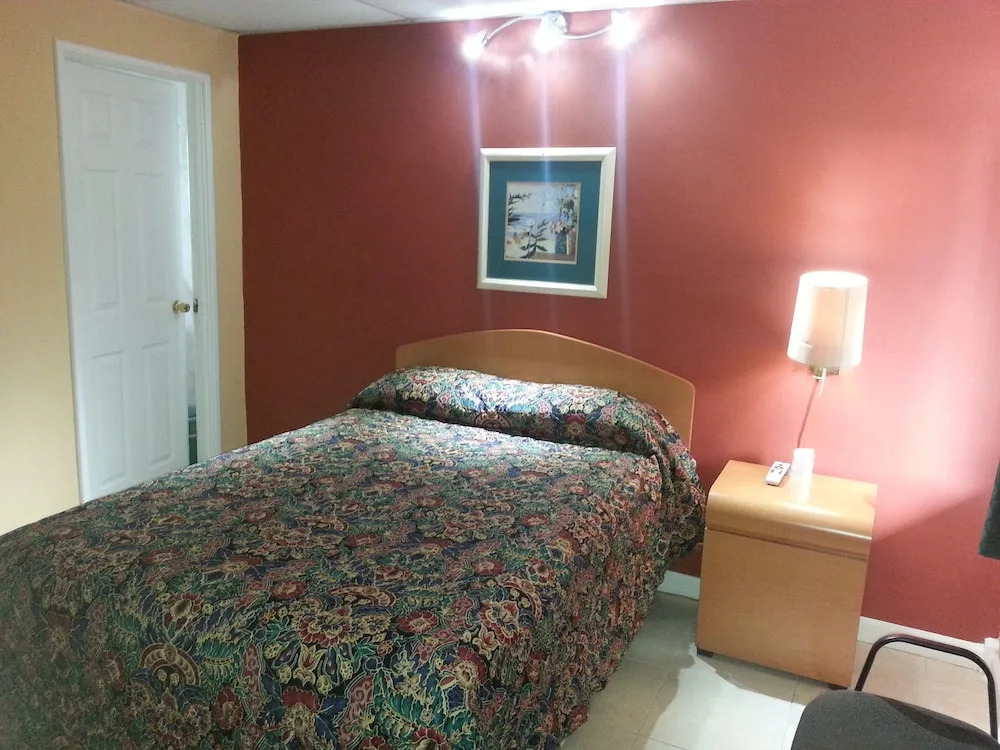 Sunny South Motel
