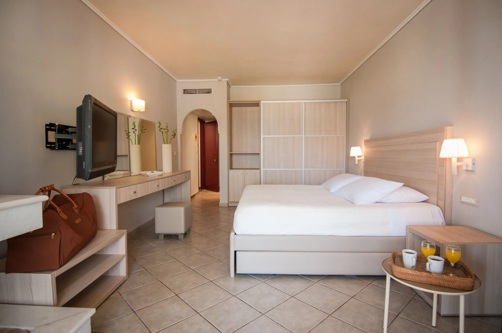 Phoenix Beach Hotel