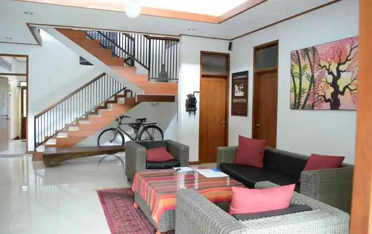 Paras Yogya