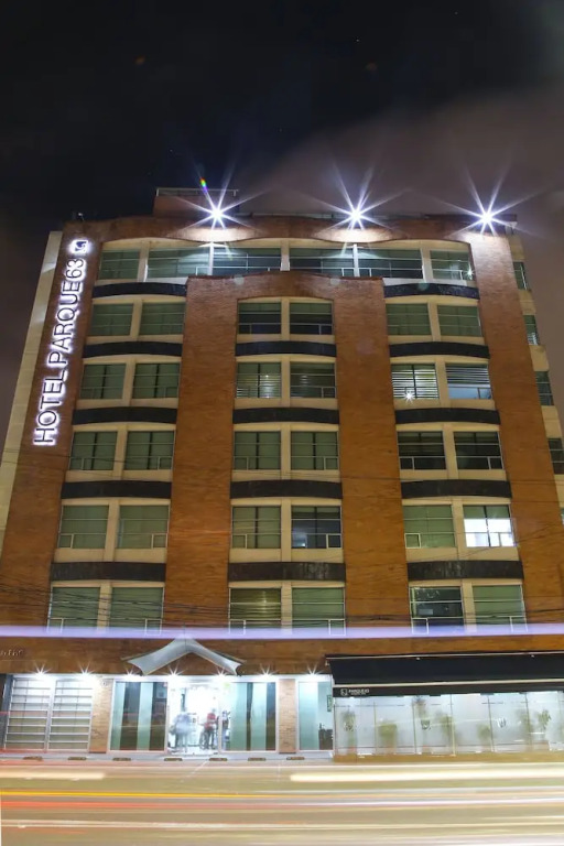 Parque 63 Hotel