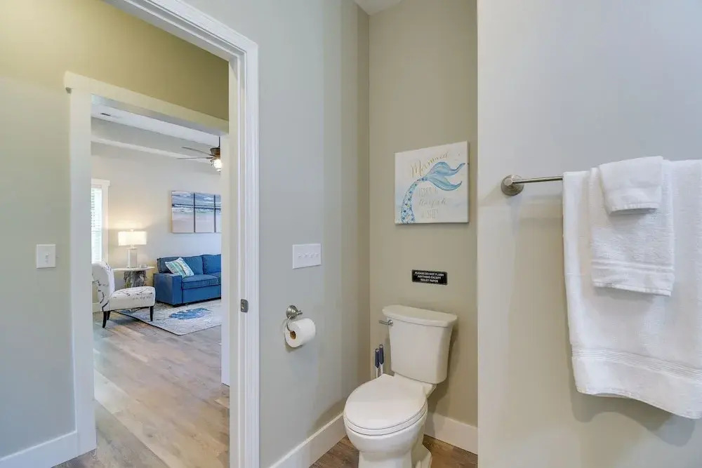 1 Mi to Beach! Ocean Isle Home w/ Shared Lanai